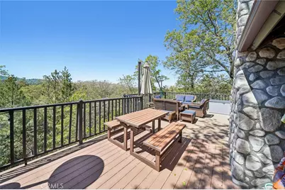 28662 Zion Drive, Lake Arrowhead, CA 92352 - Photo 23