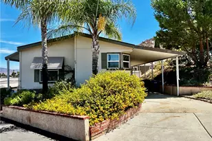 1536 S State Street, Hemet, CA 92543 - Photo 1