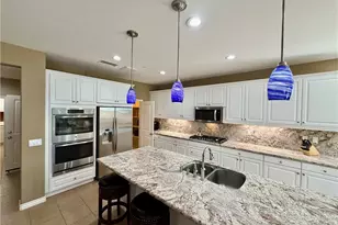 32574 Glick Ct, Temecula, CA 92592 - Photo 5