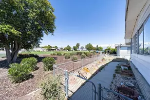 5001 W Florida Ave, Hemet, CA 92545 - Photo 45