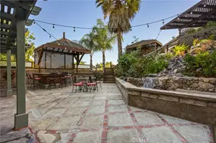 23993 Via Madrid, Murrieta, CA 92562 - Photo 19