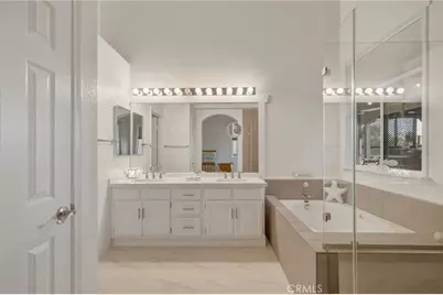 23993 Via Madrid, Murrieta, CA 92562 - Photo 15