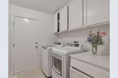 23993 Via Madrid, Murrieta, CA 92562 - Photo 17