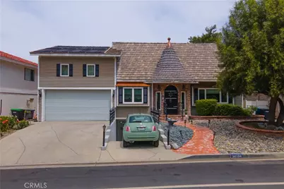 30594 Longhorn Drive, Canyon Lake, CA 92587 - Photo 5