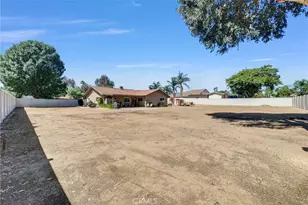 22290 Black Beauty Trail, Wildomar, CA 92595 - Photo 23