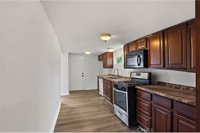 7081 Valley Way, Jurupa Valley, CA 92509 - Photo 11