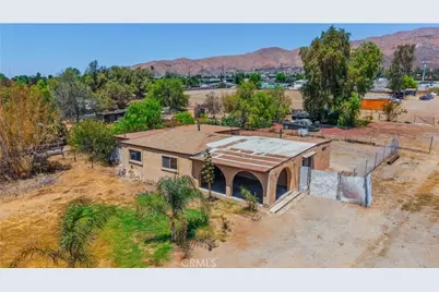 7081 Valley Way, Jurupa Valley, CA 92509 - Photo 5