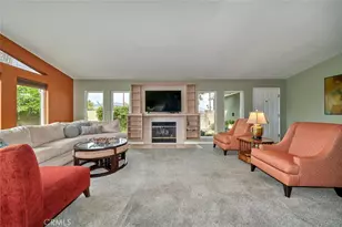33540 Barcelona Dr, Thousand Palms, CA 92276 - Photo 9