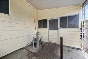 1525 W Oakland Ave, Hemet, CA 92543 - Photo 21