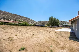 35075 Firecat, Hemet, CA 92545 - Photo 33