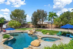 42260 Chisolm Trail, Murrieta, CA 92562 - Photo 33