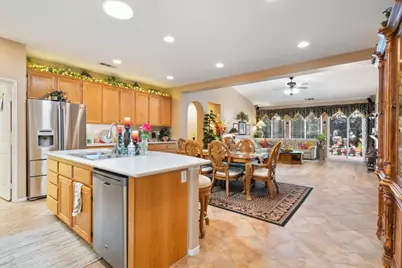 26101 Shady Brook, Murrieta, CA 92563 - Photo 11