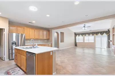 26101 Shady Brook, Murrieta, CA 92563 - Photo 7