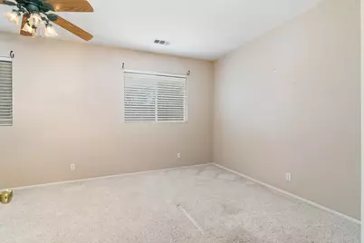 26101 Shady Brook, Murrieta, CA 92563 - Photo 19