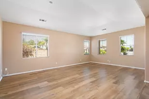 26101 Shady Brook, Murrieta, CA 92563 - Photo 5