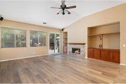 26101 Shady Brook, Murrieta, CA 92563 - Photo 13