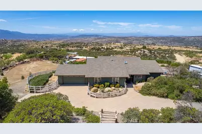 40230 Crazy Horse Canyon Road, Aguanga, CA 92536 - Photo 1