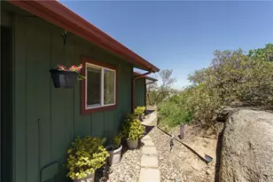 40230 Crazy Horse Canyon Rd, Aguanga, CA 92536 - Photo 37