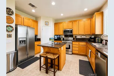40344 Torrey Pines, Murrieta, CA 92563 - Photo 5