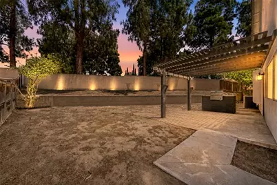 13734 Hillcrest, Fontana, CA 92337 - Photo 11