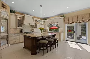 847 S Canyon Mist Ln, Anaheim Hills, CA 92808 - Photo 15