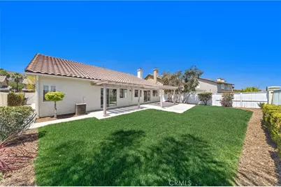 14 Del Brienza, Lake Elsinore, CA 92532 - Photo 5