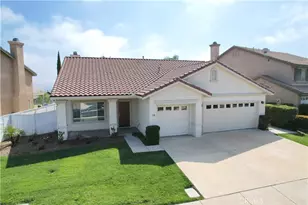 14 Del Brienza, Lake Elsinore, CA 92532 - Photo 3