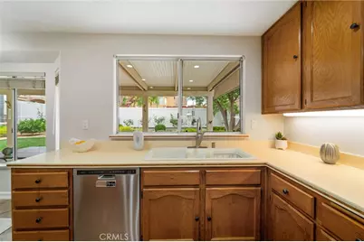 31801 Valone Court, Temecula, CA 92591 - Photo 7