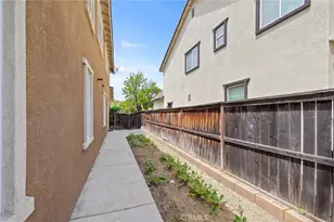 27864 Post Oak Pl, Murrieta, CA 92562 - Photo 47