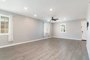4983 Oak Moss, Fontana, CA 92336 - Photo 11