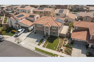 4983 Oak Moss, Fontana, CA 92336 - Photo 5