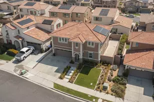 4983 Oak Moss, Fontana, CA 92336 - Photo 5