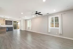 4983 Oak Moss, Fontana, CA 92336 - Photo 9