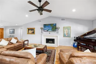 38335 Oaktree, Murrieta, CA 92562 - Photo 9
