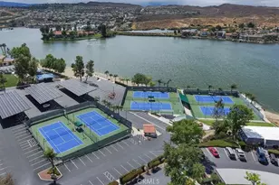 30040 Spray, Canyon Lake, CA 92587 - Photo 37