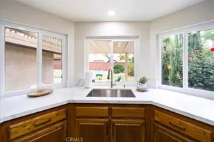 30040 Spray, Canyon Lake, CA 92587 - Photo 11