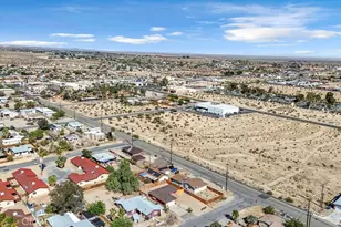 6414 East Ct, 29 Palms MCB, CA 92277 - Photo 43