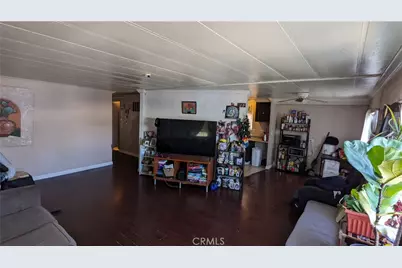 1097 N State Street #75, Hemet, CA 92543 - Photo 51