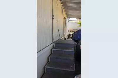 1097 N State Street #75, Hemet, CA 92543 - Photo 7