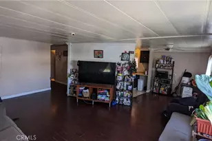 1097 N State Street, Hemet, CA 92543 - Photo 13