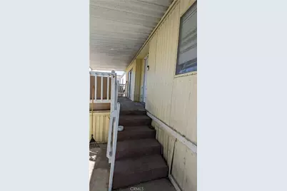 1097 N State Street #75, Hemet, CA 92543 - Photo 37