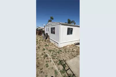 1097 N State Street #75, Hemet, CA 92543 - Photo 21