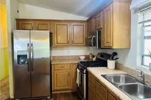 38384 Via Escarlata, Murrieta, CA 92563 - Photo 3
