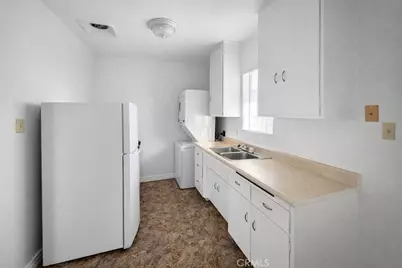 6450 Athol, 29 Palms MCB, CA 92277 - Photo 13