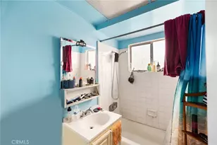 4077 Winona Ave, San Diego, CA 92105 - Photo 11