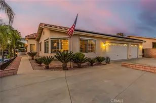 22560 Blue Teal Dr, Canyon Lake, CA 92587 - Photo 3