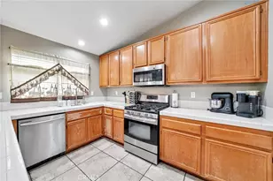 477 La Boca St, San Jacinto, CA 92582 - Photo 5
