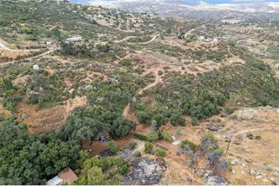 42185 Oak Canyon, Hemet, CA 92544 - Photo 35