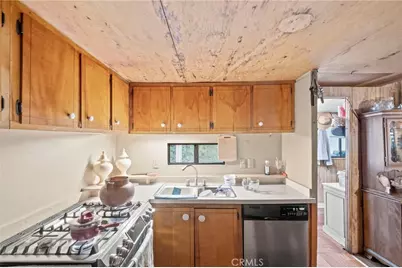 42185 Oak Canyon, Hemet, CA 92544 - Photo 13