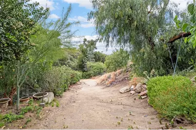 42185 Oak Canyon, Hemet, CA 92544 - Photo 23